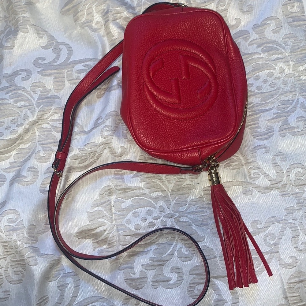 GUCCI Red Soho small leather disco bag